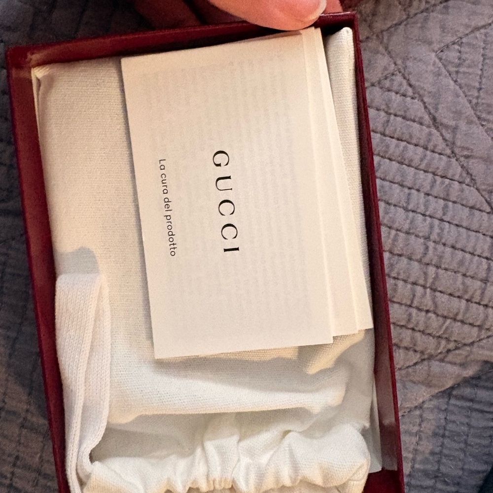 Gucci Two-Tone Grey GG Canvas Card Case - Picture 3 of 7